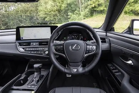 Lexus ES for Hire in Nairobi Interior